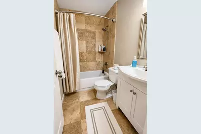 103 Marble Hill Court #B2, Schaumburg, IL 60193 - Photo 13