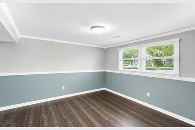 419 Deerpath Drive, Lindenhurst, IL 60046 - Photo 21