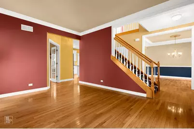 2820 Fairhauser Court, Naperville, IL 60564 - Photo 5
