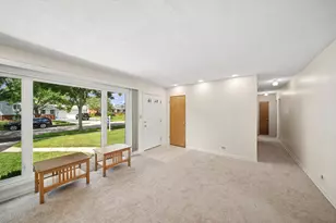 1017 S Norbury Ave, Lombard, IL 60148 - Photo 9