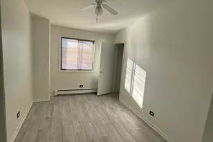 9 Cedar Ct, Vernon Hills, IL 60061 - Photo 7
