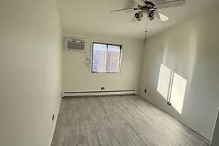 9 Cedar Ct, Vernon Hills, IL 60061 - Photo 11
