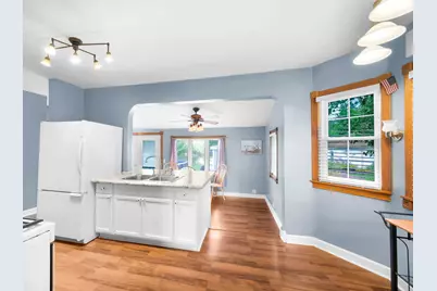 517 E Grand Lake Boulevard, West Chicago, IL 60185 - Photo 7