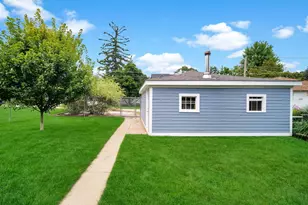 517 E Grand Lake Blvd, West Chicago, IL 60185 - Photo 25