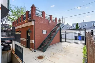 3126 S Calumet Ave, Chicago, IL 60616 - Photo 7