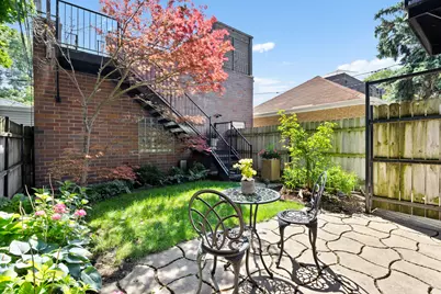 3921 N Greenview Avenue #1, Chicago, IL 60613 - Photo 3