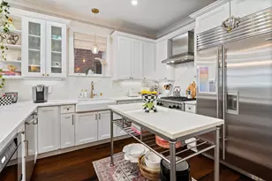 3921 N Greenview Ave, Chicago, IL 60613 - Photo 13