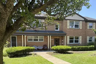 928 Harlem Ave, Glenview, IL 60025 - Photo 1