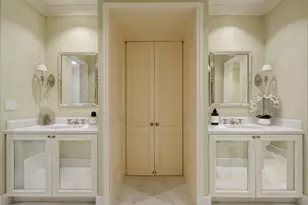 159 E Walton Pl, Chicago, IL 60611 - Photo 27