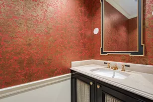 159 E Walton Pl, Chicago, IL 60611 - Photo 15