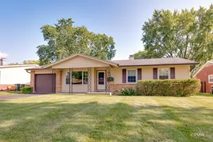 231 Clearmont Dr, Elk Grove Village, IL 60007 - Photo 1