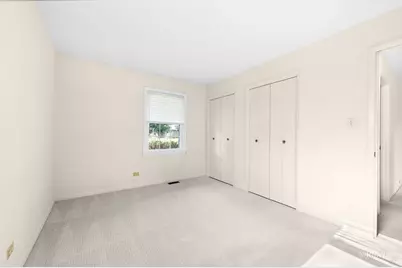 231 Clearmont Drive, Elk Grove Village, IL 60007 - Photo 15
