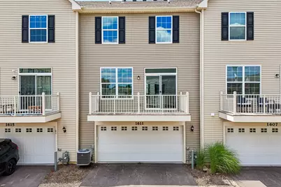 1611 Bentz Way, Batavia, IL 60510 - Photo 35