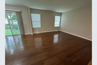 2399 Stoughton Circle #2399, Aurora, IL 60502 - Photo 3
