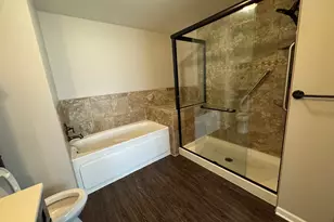 2399 Stoughton Cir, Aurora, IL 60502 - Photo 11