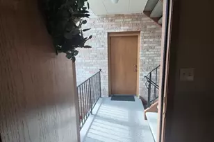 17806 Bernard Dr, Orland Park, IL 60467 - Photo 3