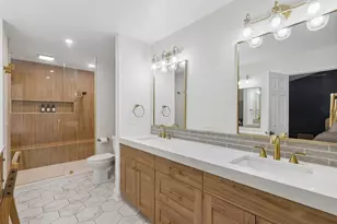 4804 Turnberry Dr, Hoffman Estates, IL 60010 - Photo 23