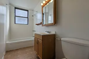 3147 W Medill Ave, Chicago, IL 60647 - Photo 9