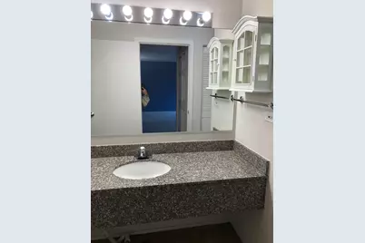 1919 Prairie Square #309, Schaumburg, IL 60193 - Photo 5