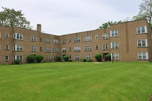 1747 W 95th Pl, Chicago, IL 60643 - Photo 3