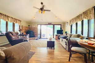 901 Parkview Ave, Rockford, IL 61107 - Photo 15