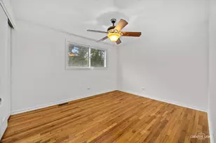 1333 Briarwood Dr, Naperville, IL 60540 - Photo 11
