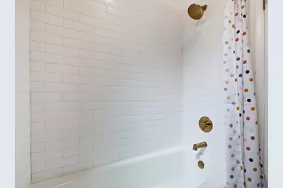 833 W Buckingham Place #3, Chicago, IL 60657 - Photo 9