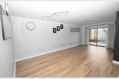 9332 Landings Lane #502, Des Plaines, IL 60016 - Photo 5