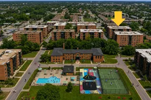 9332 Landings Ln, Des Plaines, IL 60016 - Photo 29