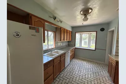 165 W 34th Street, Steger, IL 60475 - Photo 9