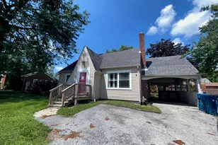 165 W 34th St, Steger, IL 60475 - Photo 1