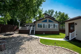 10 Matts Rd, Fox Lake, IL 60020 - Photo 1