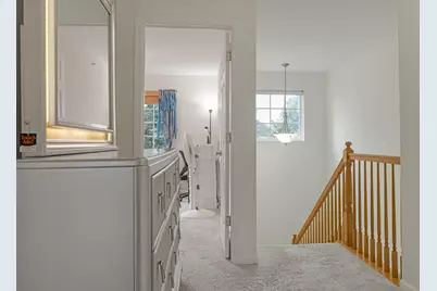721 Hanbury Drive, Des Plaines, IL 60016 - Photo 15