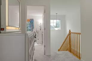 721 Hanbury Dr, Des Plaines, IL 60016 - Photo 15