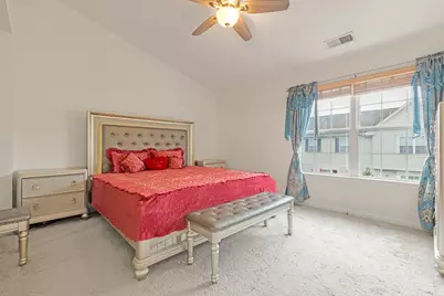 721 Hanbury Drive, Des Plaines, IL 60016 - Photo 11