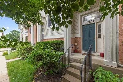 721 Hanbury Drive, Des Plaines, IL 60016 - Photo 1