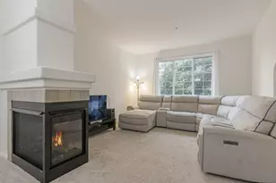 721 Hanbury Dr, Des Plaines, IL 60016 - Photo 3