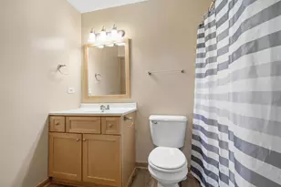 1524 W Sand Bar Ct, Round Lake, IL 60073 - Photo 5