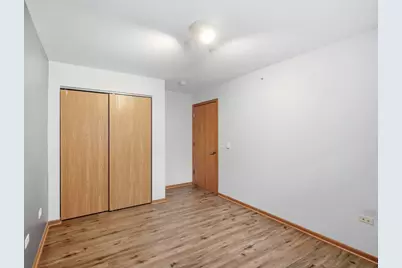 1524 W Sand Bar Court #1B, Round Lake, IL 60073 - Photo 11