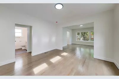 4911 W Argyle Street, Chicago, IL 60630 - Photo 7