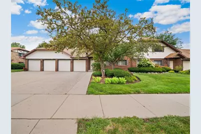 201 Walters Lane #1A, Itasca, IL 60143 - Photo 1