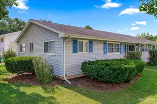 1706 Willow St, Sycamore, IL 60178 - Photo 3