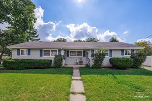 1706 Willow St, Sycamore, IL 60178 - Photo 1