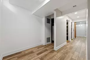 1996 Holbrook Ln, Hoffman Estates, IL 60194 - Photo 27
