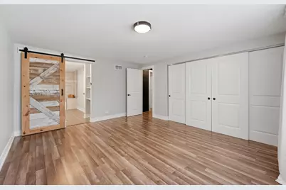 1996 Holbrook Lane, Hoffman Estates, IL 60194 - Photo 15