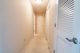 77 N Quentin Rd, Palatine, IL 60067 - Photo 7