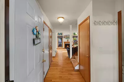 446 S Wenbriar Square, Addison, IL 60101 - Photo 5