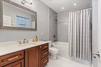 1517 N Bosworth Avenue #1, Chicago, IL 60642 - Photo 11