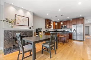 1517 N Bosworth Ave, Chicago, IL 60642 - Photo 3