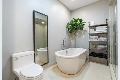 1536 W Walton Street #1, Chicago, IL 60642 - Photo 15